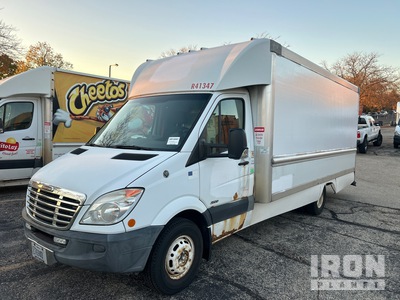 2009 Freightliner Sprinter Cargo Van