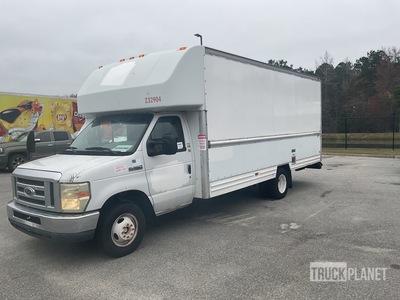 2008 Ford E-350 Van Truck