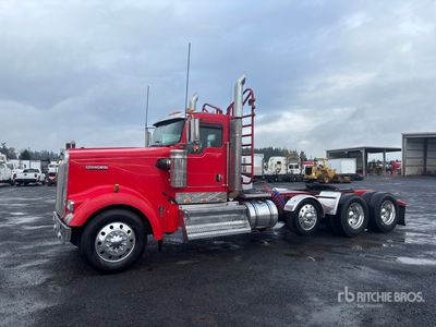 2009 Kenworth W900B 8x4 Cabeza Tractora Cabina Corta