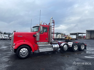 2009 Kenworth W900B 8x4 Tracteur Routier