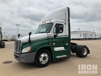 2018 Freightliner Cascadia 125 4x2 S/A Day Cab Truck Tractor
