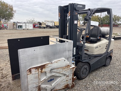 2022 Crown C51000-50 3500 lb Pneumatic Tire Chariot Élévateur