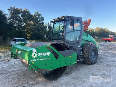 2017 Hamm H10i Smooth Drum Compactor