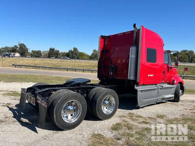Aspect général with Image, coin arrière droit