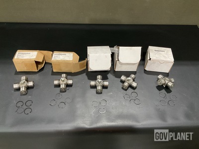 (24) BAE Systems 6173-2111-105 Vehicular Universal Joints