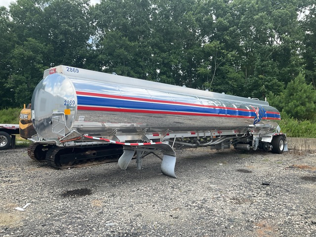 2025 Heil CT-12598 9200 gal Tanker Trailer (Inoperable)