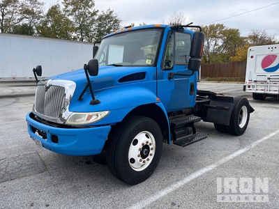 2006 International 4300 4x2 S/A Dagcabine Trekker