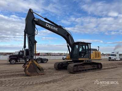 2012 John Deere 290G Excavatrice sur chenilles