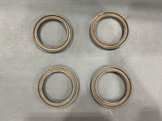 (164) Brighton Cromwell A-1205-Q-2435 Plain Encased Seals