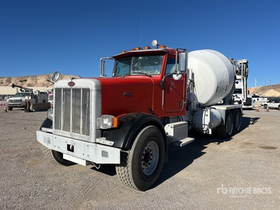 2007 Peterbilt 357 8x4 Mixer Truck