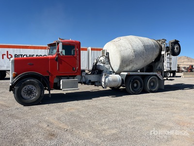 2007 Peterbilt 357 8x4 Mixer Truck