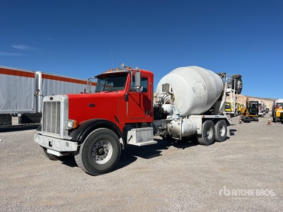 2007 Peterbilt 357 8x4 Mixer Truck