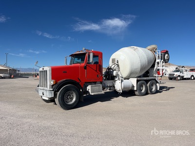 2007 Peterbilt 357 8x4 Mixer Truck