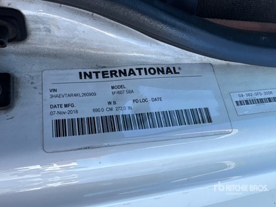 2019 International MV607 6x4 バントラック