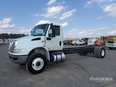 2019 International MV607 4x2 Fahrgestell