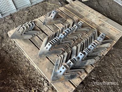 Quantity of (45) Cultivator Shanks Varios