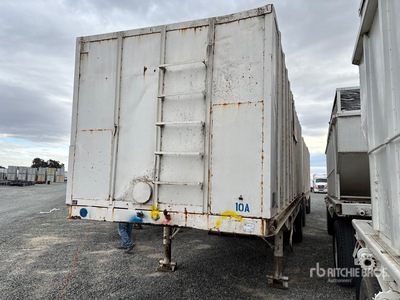 1977 Fruehauf S/A Przyczepa do zboża