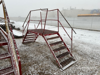 Custom Built Berm Stairs سلالم الركوب