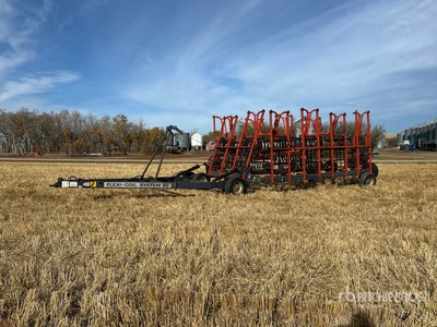 1986 Flexi-Coil System 95 48 ft Mid Harrow Packer