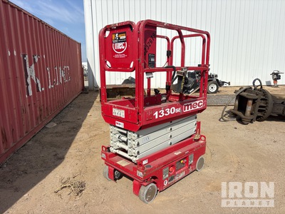 2018 MEC 1330SE Electric Scissor Lift