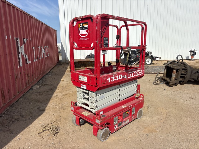 2018 MEC 1330SE Electric Scissor Lift 2018 MEC 1330SE Electric Scissor Lift