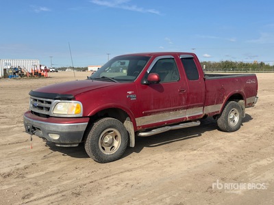 2001 Ford F-150 XLT 4x2 Extended Cab Pick-up (Inoperable)