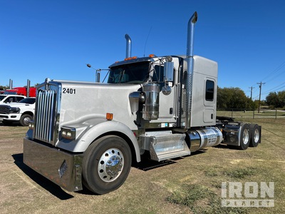 2024 Kenworth W900 6x4 Ciągnik siodłowy T/A z kabiną sypialną