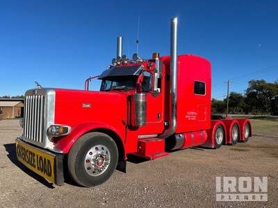 2012 Peterbilt 389 8x4 Cabina con cuccetta per trattore stradale 3 assi