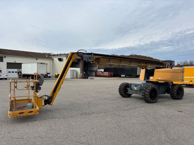 2013 Haulotte HT67RTJ 4WD Diesel Telescopic Boom Lift 2013 Haulotte HT67RTJ 4WD Diesel Telescopic Boom Lift