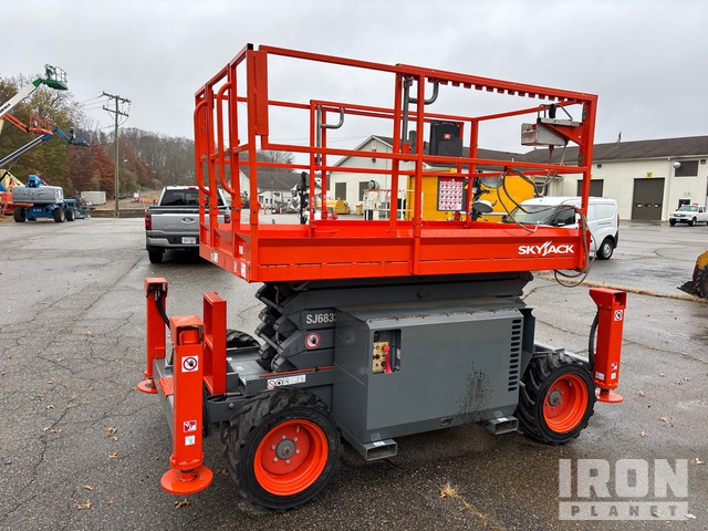 ELEVADOR TIJERA 2013 SKYJACK SJ6832RT