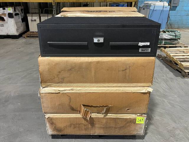 (8) Boss 7126-7 Strong Boxes Pull Drawers