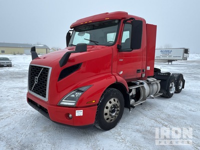 2021 Volvo VNR 6x2 T/A Day Cab Truck Tractor