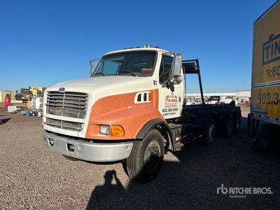 1998 Ford LT9513 8x4 Roll-Off Truck (Inoperable)