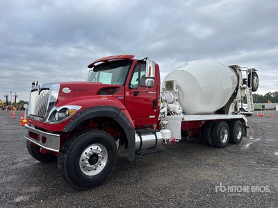 2014 International 7600 8x4 Mixer Truck
