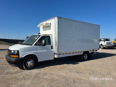 2024 GMC G3500 4x2 Camions - frigorifiques