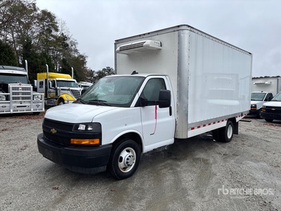 2024 GMC G3500 4x2 Camiones