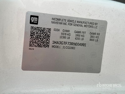 2024 GMC G3500 4x2 Refrigerated Truck