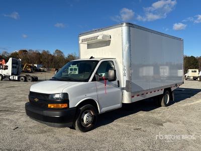 2024 GMC G3500 Cutaway Van 4x2 Refrigerated Truck