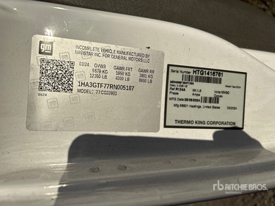 2024 Chevrolet Express 3500 4x2 Refrigerated Truck