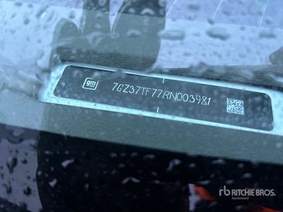 2024 GMC Savana G3500 4x2 Refrigerated Truck