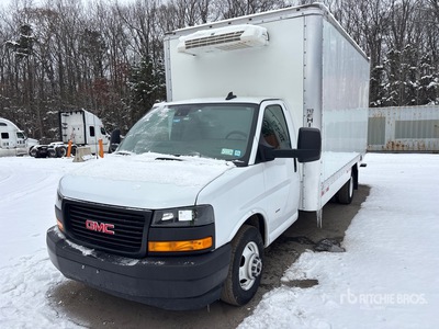 2024 GMC Savana G3500 4x2 Camions - frigorifiques