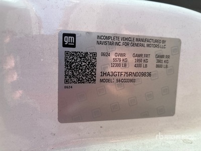 2024 Chevrolet Express 3500 4x2 Refrigerated Truck