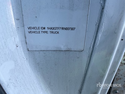 2024 Chevrolet Express G3500 4x2 Camiones