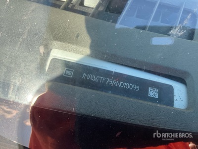 2024 Chevrolet Express G3500 Refrigerated Truck