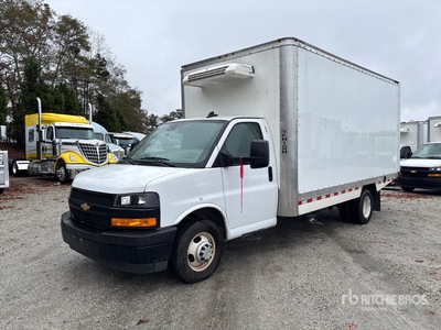 2024 GMC G3500 4x2 Refrigerated Truck