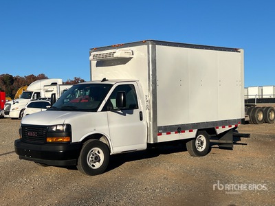 2024 GMC Savana G3500 4x2 Camiones