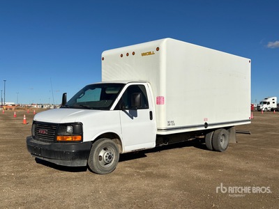 2017 GMC Savana 3500 4x2 Van Truck