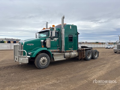 2013 Kenworth T800 6x4 T/A Sleeper Truck Tractor