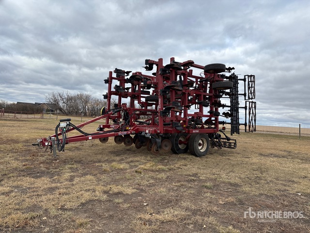 2017 Salford 4141-5P 41 ft Vertical Disc | Ritchie Bros. Auctioneers