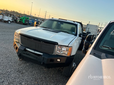 2010 Chevrolet Silverado 3500HD 4x2 Crew Cab Camion à Plateau (Inoperable)
